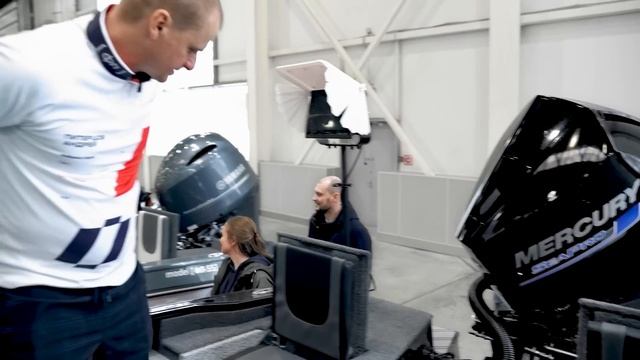 Скоростной катер ФЛ-70. Полный фарш для Андрея Питерцова на Московском Боут Шоу 2023.