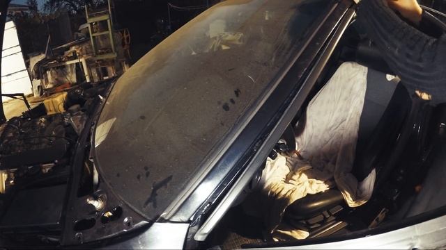 BMW e34 540i Установка молдинга крыши, проверка задних фонарей и передних фар #44 смотреть онлайн