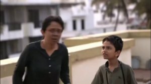 Луна упала на землю.@Shutter Authority