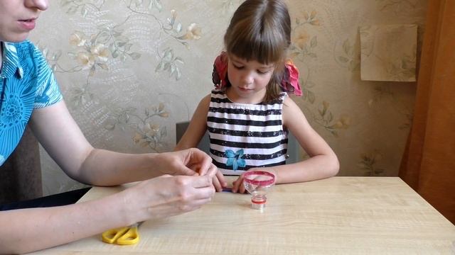 Выдуватель мыльных пузырей. Поделки из пластиковых бутылок для детей своими руками.