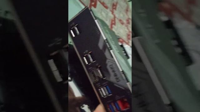 Показываю купленные процессор Интел core i5 13500 материнку B760M Gaming X смотреть онлайн