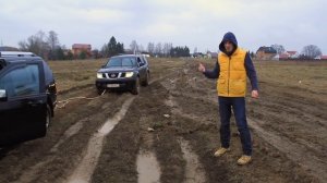Nissan Pathfinder vs Ford Explorer