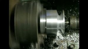 Выточил шкив на самодельном токарном станке