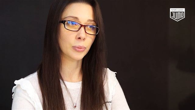 Jumo Club производство премиальных чехлов на iPhone и Samsung из карбона. Кастомизация телефонов.