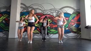 Reggaeton Dance Video