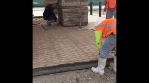 Трафарет на бетоне или как делают из бетона - плитку