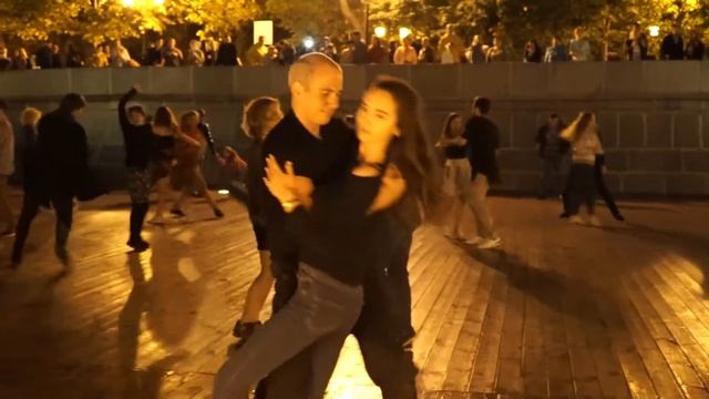 JE TE PARDONNE. ЕвГений и Арина (хастл опенЭйр)