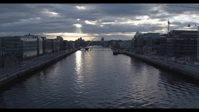 Взяв карточку пациента в руки, врач резко побледнела и схватилась за сердце, ведь он оказался… смотреть онлайн