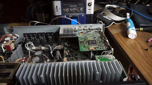 ремонт ресивера Denon AVR-1708 пропал звук! причины от чего и почему! смотрим