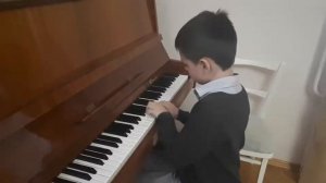 Большой олень Даня Лобов Игра на фортепиано пианино