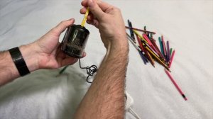 ЭЛЕКТРИЧЕСКАЯ точилка для карандашейЭЛЕКТРИЧЕСКАЯ точилка для карандашей