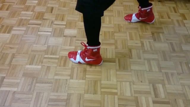 Тренирвовка по боксу и обзор Боксерок Nike HyperKO в Москве