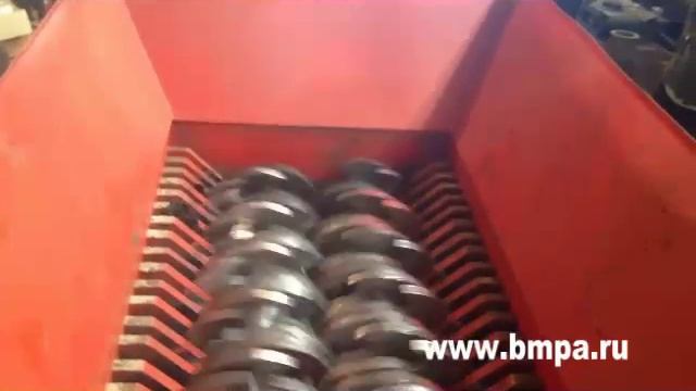 Двухроторный шредер для канифоли, дерева, пластика и др.