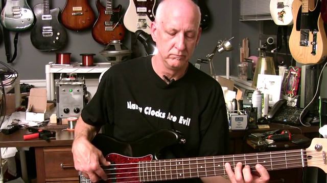 Lindy Fralin Five String Bass Pickup Options with Chuck Harrell смотреть онлайн