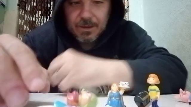 вкусный обзор на игрушки из яиц купил на барахолке смотреть онлайн