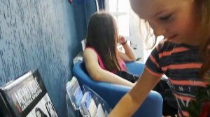 Vlog. Прокалываем ушки!