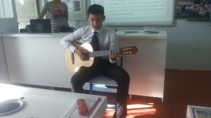 Здравствуй мама на гитаре