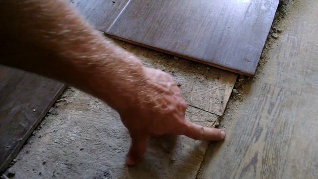 Укладка плитки на деревянный пол. Не делай так никогда! смотреть онлайн
