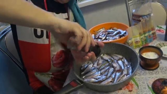 Домашние шпроты из уклейки