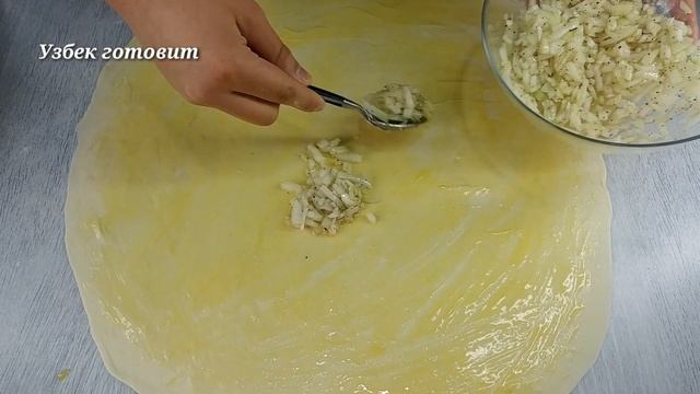 КАТЛАМА  С ЛУКОМ МЯГКАЯ И СЛОИСТАЯ. УЗБЕКСКИЙ ЗАТРАК. МУКА+КИПЯТОК! Я НЕ УСТАЮ ИХ ГОТОВИТЬ.