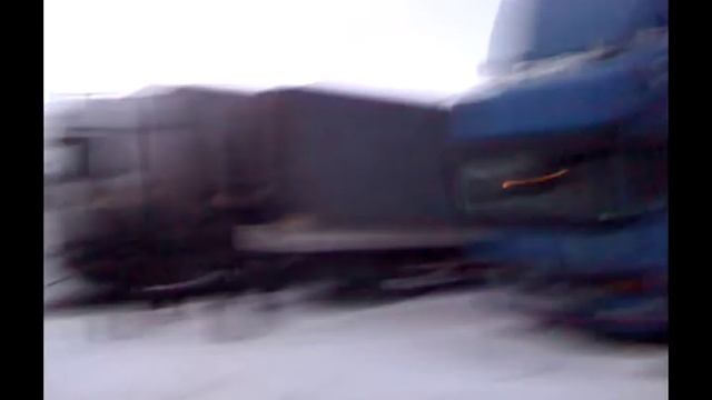 Упала кабина Mercedes-Benz Atego смотреть онлайн