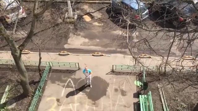 Залетел на квадрокоптере в окно
