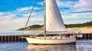 Как я купил Первую яхту. Тревога, паника. Зачем мне жто надо ? Запуск двигателя на яхте на сухую.