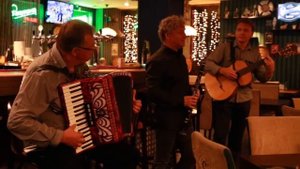 Чешские песни в чешском пабе