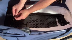 Cybex Priam Lux Carrycot: Unboxing and Assembly