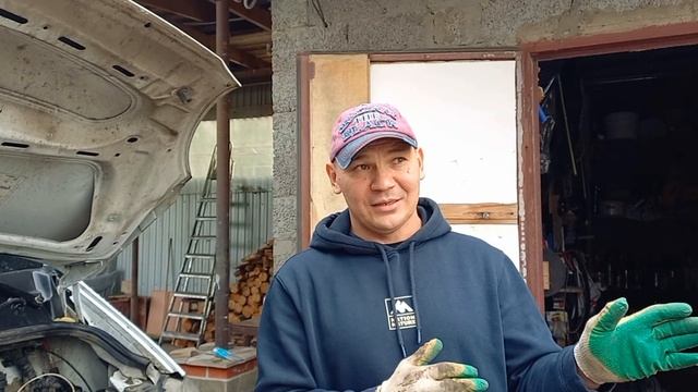 Аккумулятор новый и старый. "Зубр" сдох...