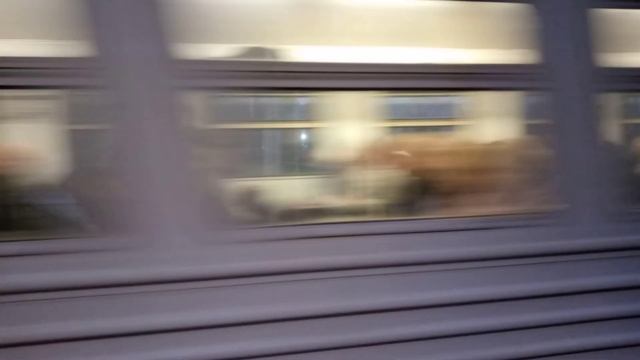 Электропоезд эт2м-048 Сообщением Любань Санкт-Петербург Отправляется с платформы Колпино смотреть онлайн