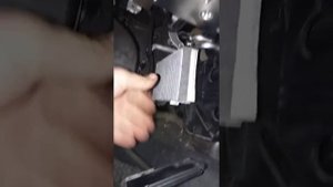 Ауди а6 с6 замена салонного фильтра часть 2