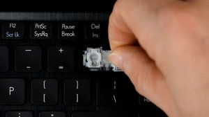 How to Replace Acer Predator Helios 300 Laptop Keys