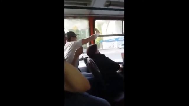 Что делать когда жарко и дует смотреть онлайн