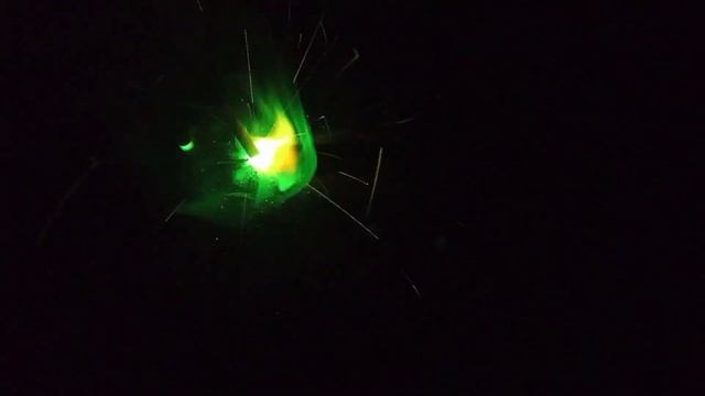 сварка в нижнем положении .Видео для начинающих сварщиков #сварка #сварщик #сваркаэлектродом