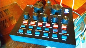 Внешняя звуковая карта для стримминга Live The sound card V8