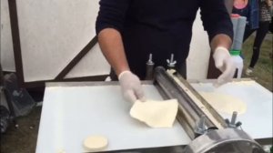 НОВИНКА! Тестораскаточная машина