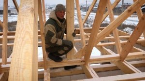 Gable roof truss system/Стропильная система двухскатной крыши БЕЗ АРМОПОЯСА