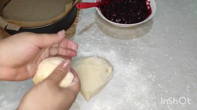 Вишневый пирог ! Ну очень вкусный пирог! смотреть онлайн