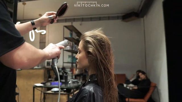 LAYERED HAIRCUT for long hair with bangs: 2 ways to style layered hair - NIKITOCHKIN