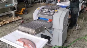 Работа шкуросъёмной машины Baader 52 DS