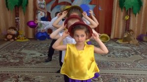 Танец со шляпами подготовительная группа