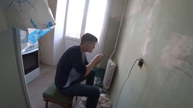 Как перенести розетку | Ремонт на кухне | Ударило током смотреть онлайн