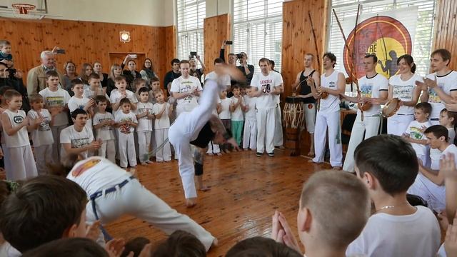 Капоэйра, Киев, 20.04.2016, видео 4 смотреть онлайн