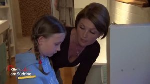 Mutter verzweifelt: Lea (8) will wieder Windeln tragen! | Die Familienhelfer | SAT.1