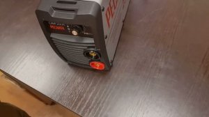 Сварочный инвертор Ресанта САИ 250К (обзор, распаковка)