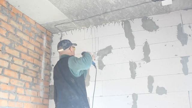 Штробление стены под кондиционер