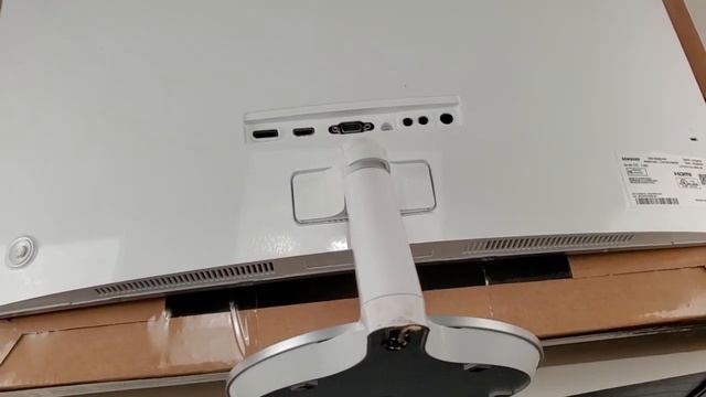 27 Inch Samsung Curved CF591 Stand Removal for VESA Mount смотреть онлайн