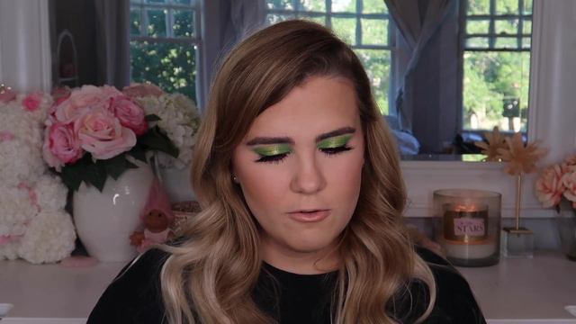 WHAT'S IN MY PURSE?! GUCCI MARMONT (SMALL) 2020 | Paige Koren смотреть онлайн