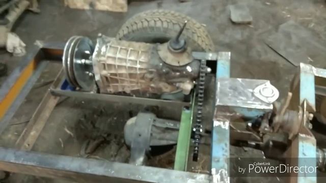 Самодельный минитрактор переломка установка мостов и кпп смотреть онлайн